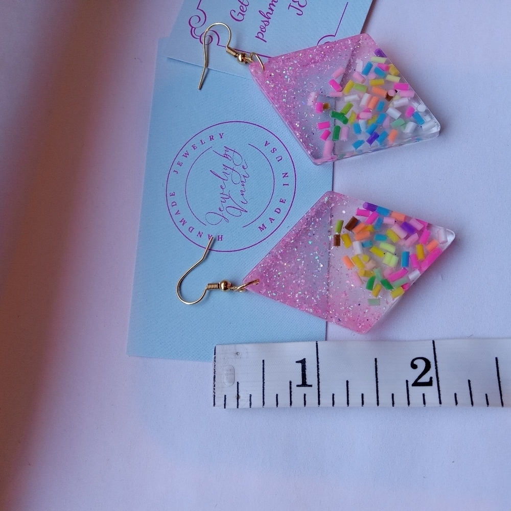 Hand Crafted Resin Earrings Cupcakes & Sprinkles Collection - Picture 7 of 7
